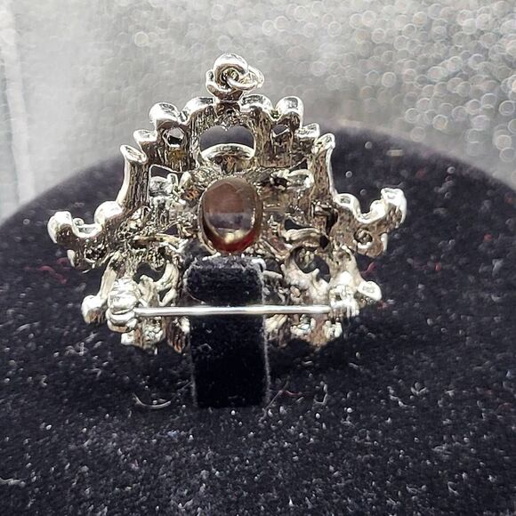 Vintage Craft Victorian Brooch Pin - Picture 4 of 6